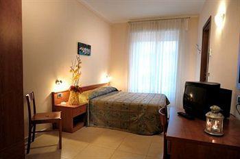 Locazione Turistica Caboto Apartment Арма ди Таджия Екстериор снимка